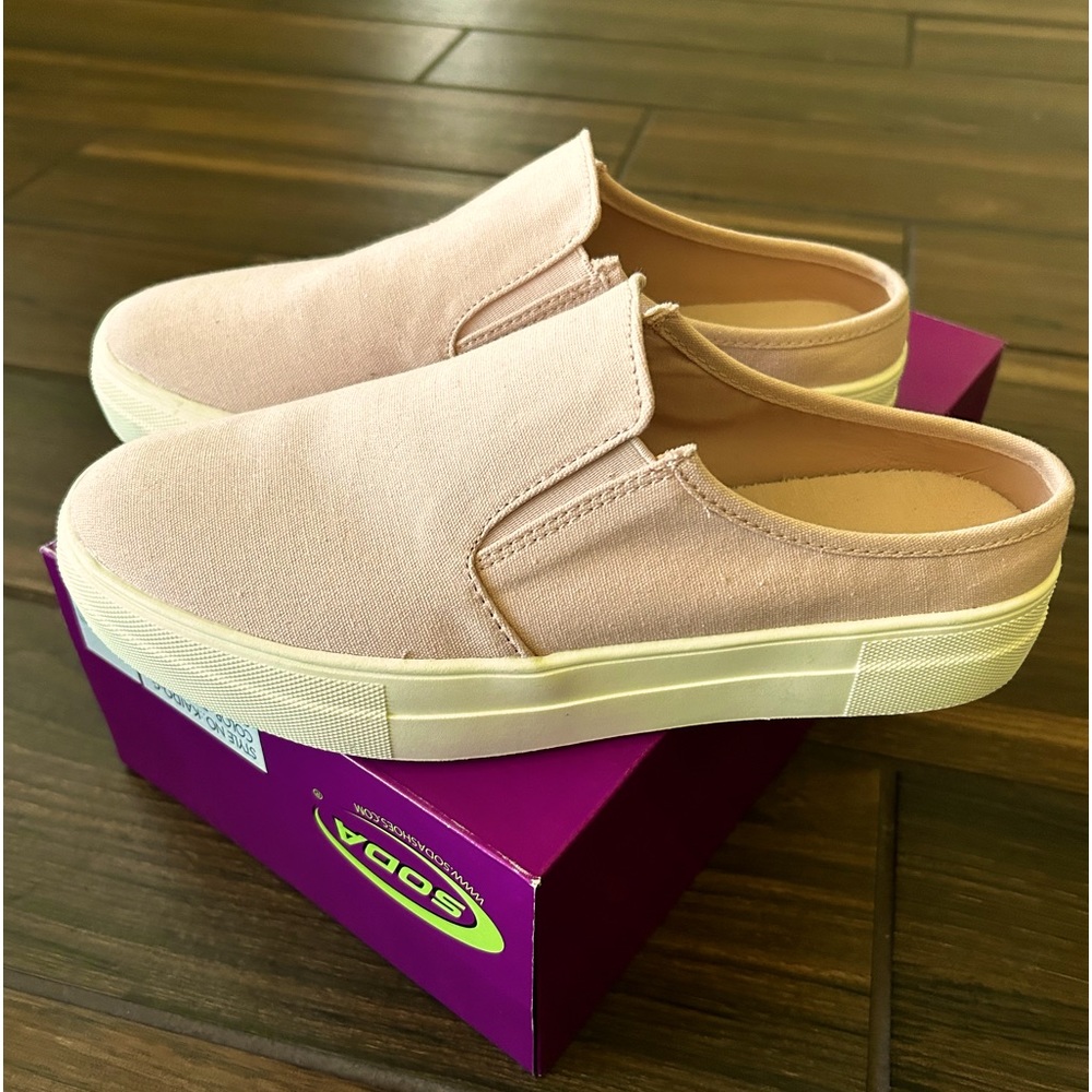 NEW!! Soda Pink Canvas Mule